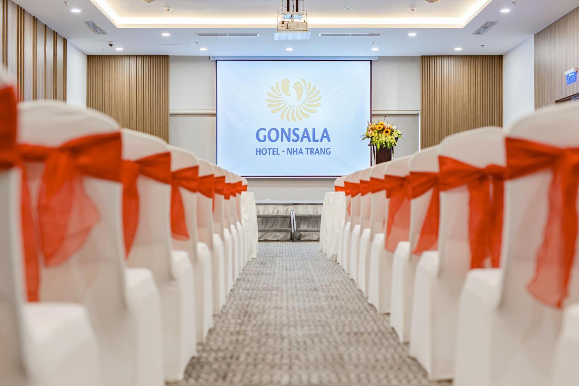 Gonsala Hotel Нячанг Экстерьер фото